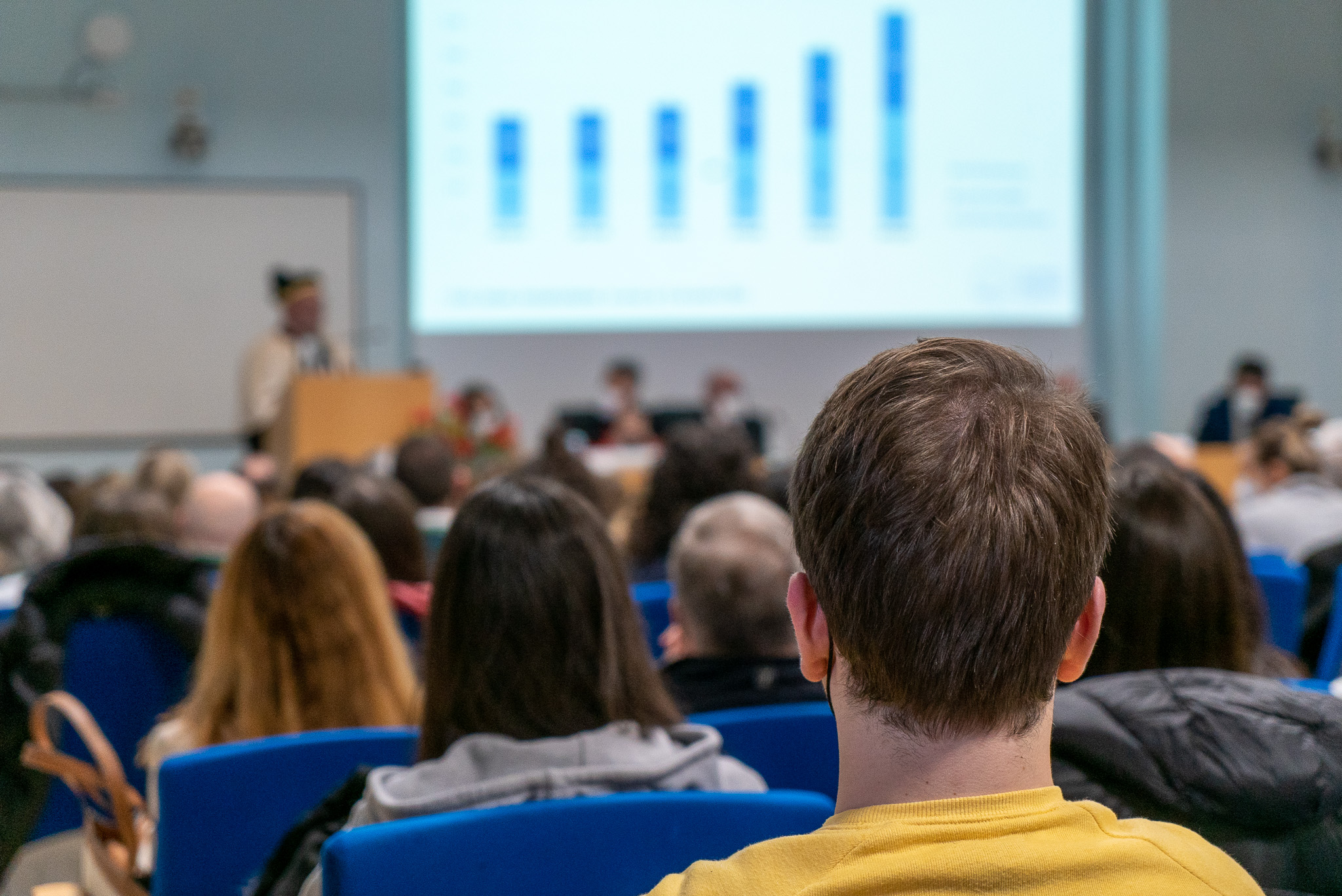 Pubblico in aula magna all'ospedale di Cremona