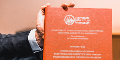 Tesi di uno studente Unibs