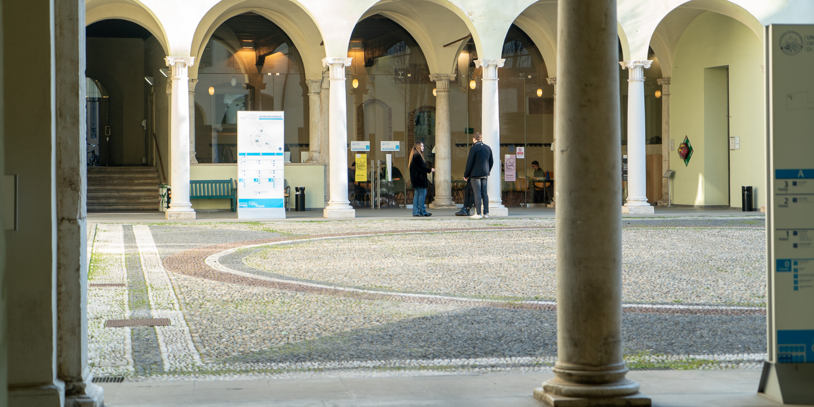 Cortile della sede di Giurisprudenza