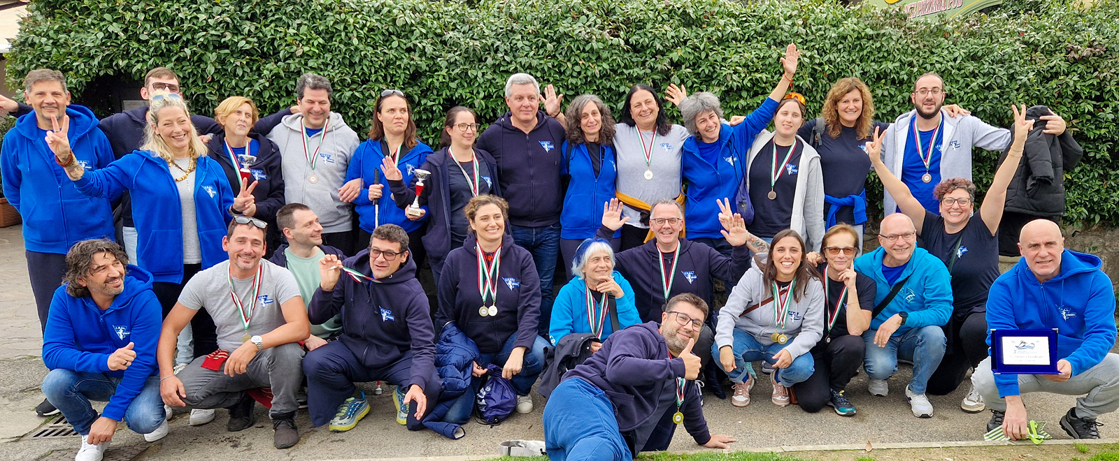 La squadra di nuoto Cral Unibs