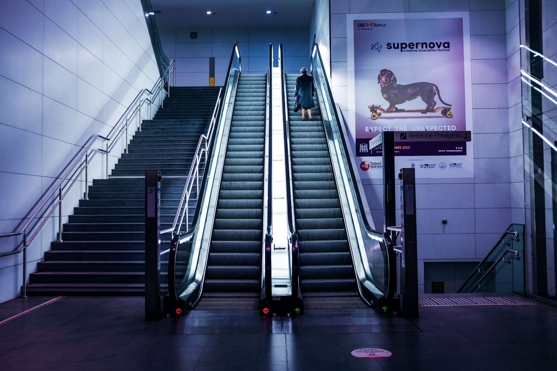 scale della metropolitana di Brescia, probabilmente metro Marconi