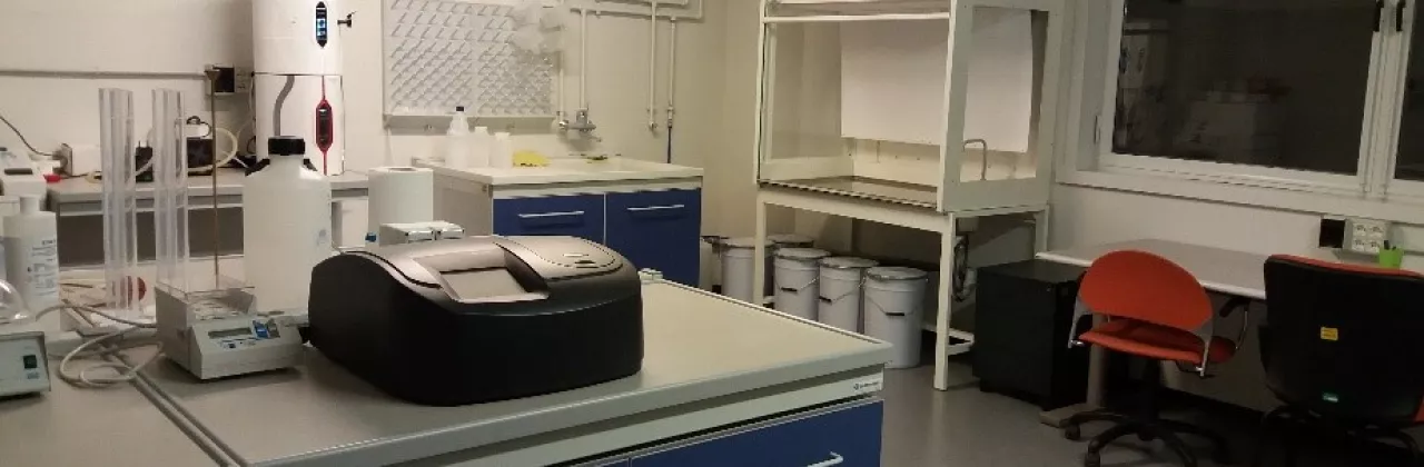 FOTO LABORATORIO