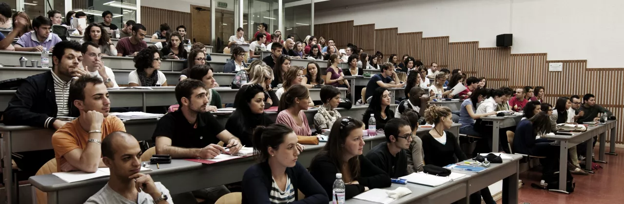 Aule medicina con studenti