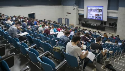Studenti a lezione