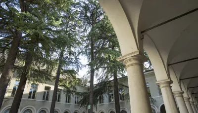 chiostro sede Santa Chiara