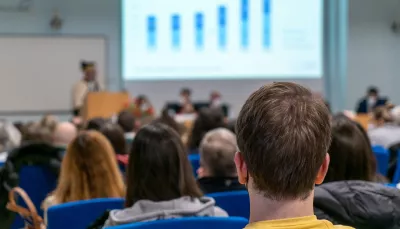 Pubblico in aula magna all'ospedale di Cremona