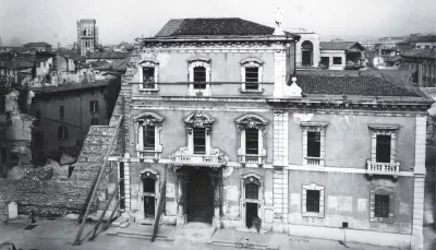 foto piazza mercato