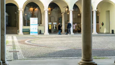 Cortile della sede di Giurisprudenza
