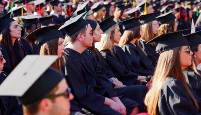 https://www.unibs.it/it/ateneo/comunicazione/tutte-le-news/rapporto-almalaurea-2024-l888-dei-laureati-triennali-trova-lavoro-ad-1-anno-dalla-laurea