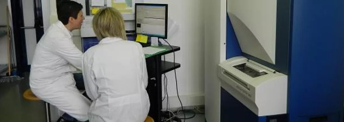 foto laboratorio di proteomica