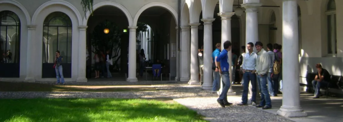 Eco, Chiostro S. Chiara