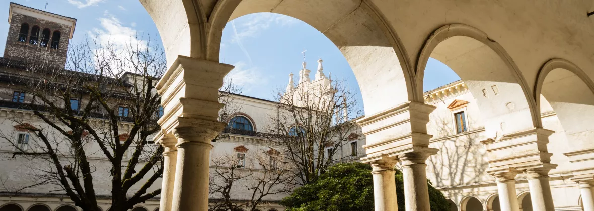 San Faustino chiostro Economia DEM