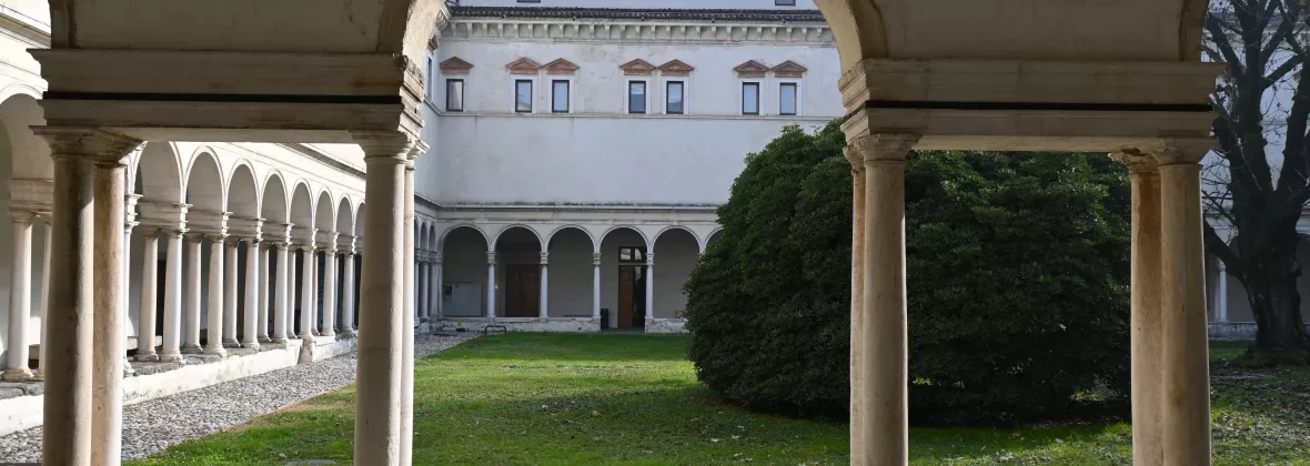 Chiostro di San Faustino
